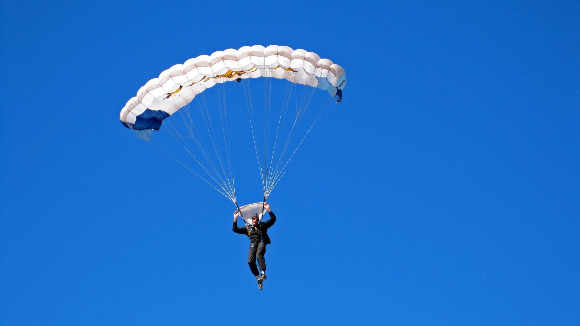 kaiyun.com-桑德兰王朝三分稳固，奏响胜利乐章！